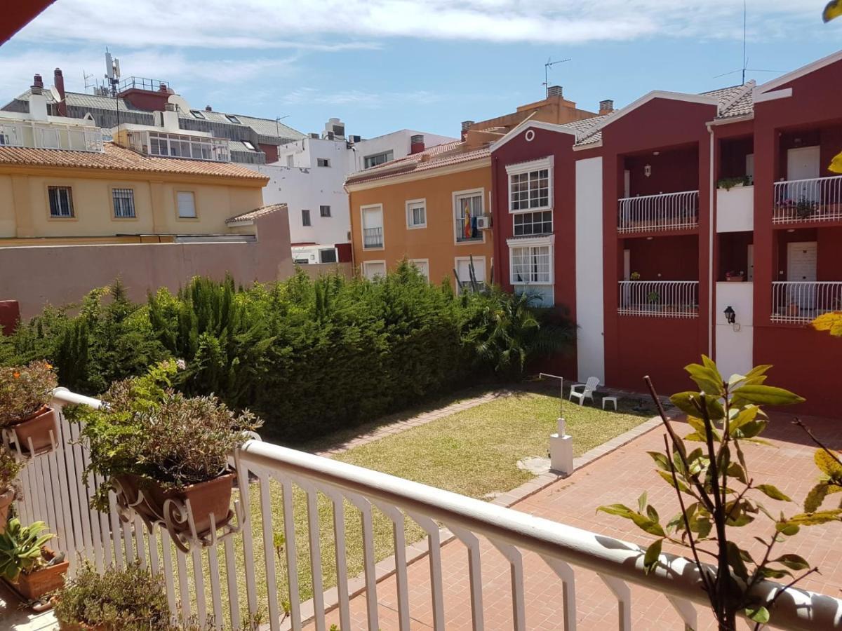 Bolivia Beach Apartments Málaga Eksteriør bilde