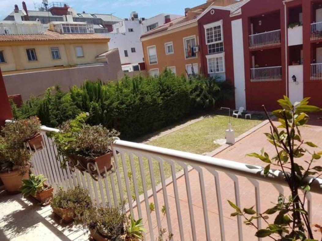 Bolivia Beach Apartments Málaga Eksteriør bilde
