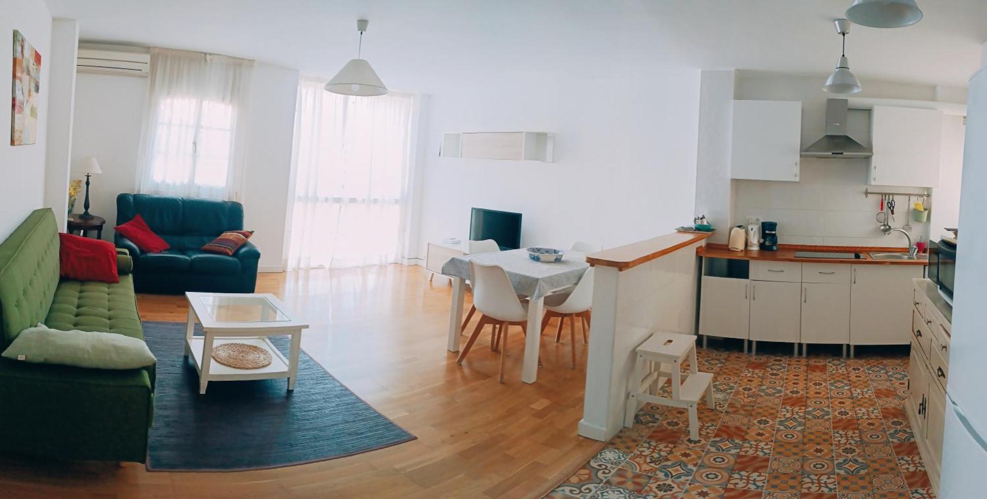 Bolivia Beach Apartments Málaga Eksteriør bilde